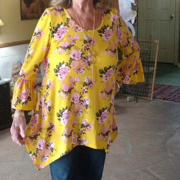 Top - Picture 6 of 6